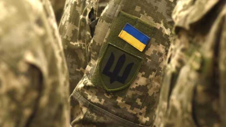 Поплатився за «нациків» та «бандерівців»: у Києві побратими пораненого військового провчили його кривдника