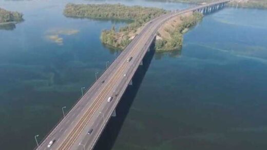У Дніпрі за 369,8 мільйона гривень відремонтують трамвайну колію на мосту №1