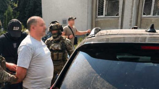 Штраф у 2,5 мільйона в обмін на хабар: ДБР заарештувало керівника податкової на Сумщині