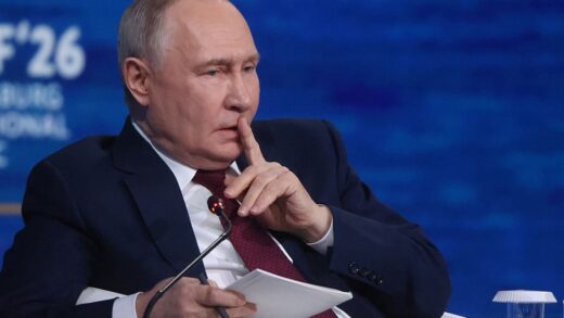 Воєнний бум скінчився: економіка РФ входить у стагнацію