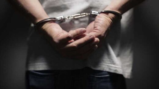 В Одесі невідомі силоміць затримали чоловіка