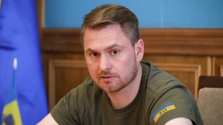 НАБУ вилучило у кабінеті Кравченка сертифікати люксового бренду Canali на 200 тисяч гривень