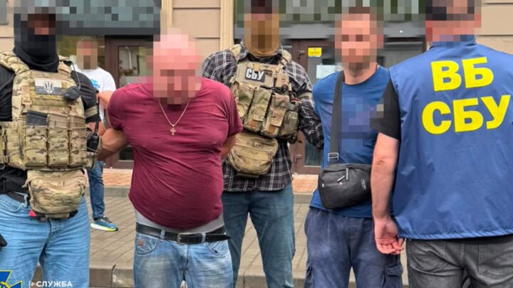 СБУ почистила свої лави: 48 співробітників отримали підозри