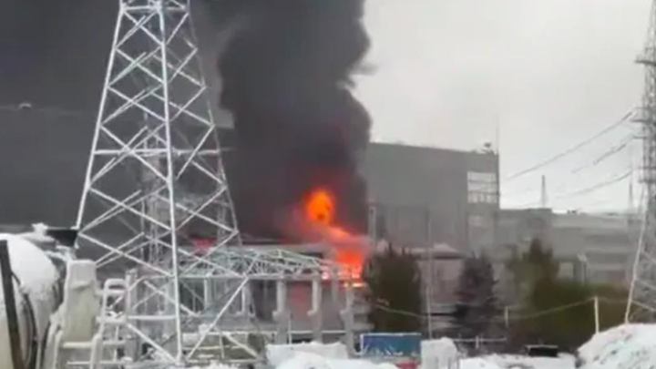 У Якутії після пожежі зупинилася одна з найбільших теплоелектростанцій