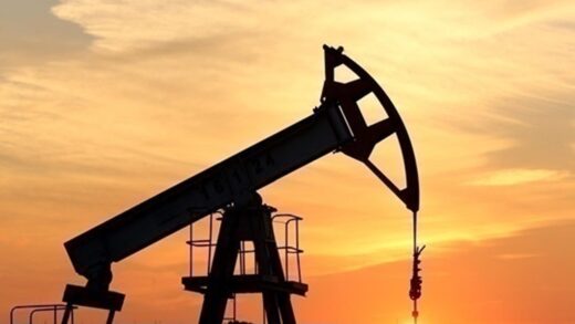Нафта помітно дорожчає попри зростання запасів США