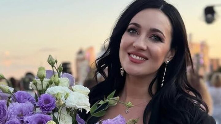 Телеведуча показала сина та ніжно звернулася до свого чоловіка